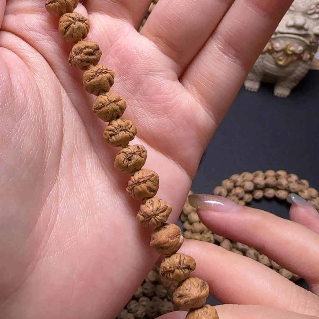 C***1柏香籽/百香籽吊坠