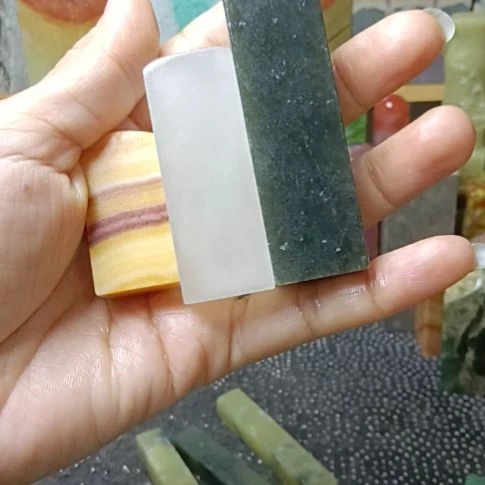 青田石东**叶青田封门青