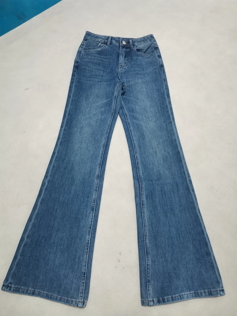 2025夏季爆款女薄款百搭时尚直筒显长腿牛仔阔腿喇叭裤【001-060】