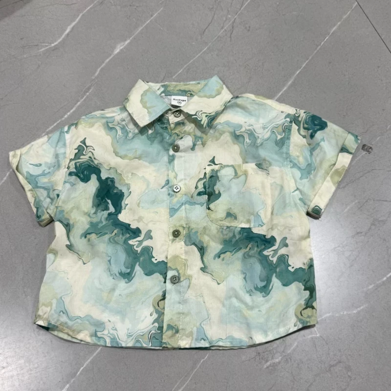 晕染绿色翻领衬衫单件