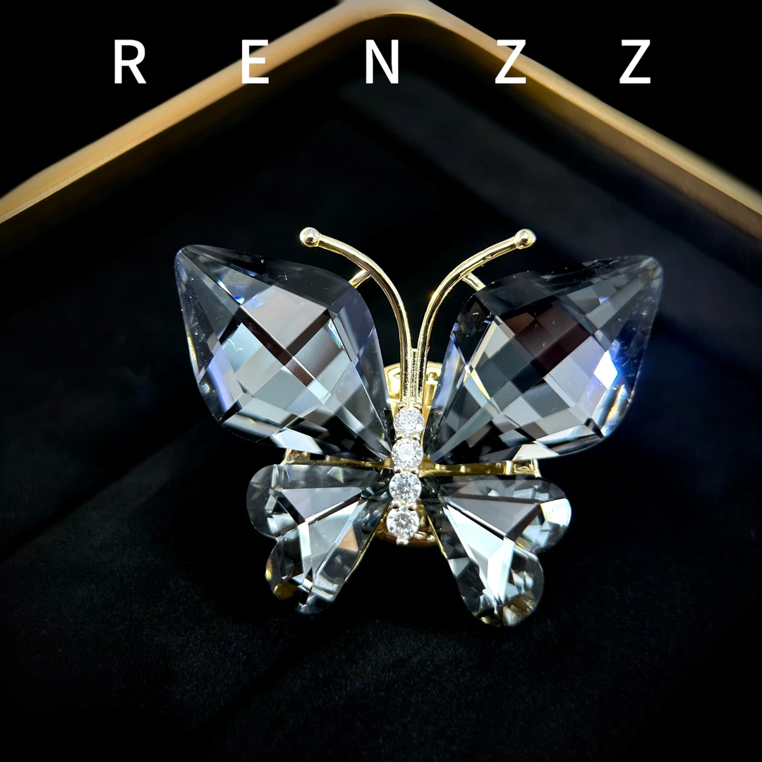 0615  黑色蝴蝶磁吸扣