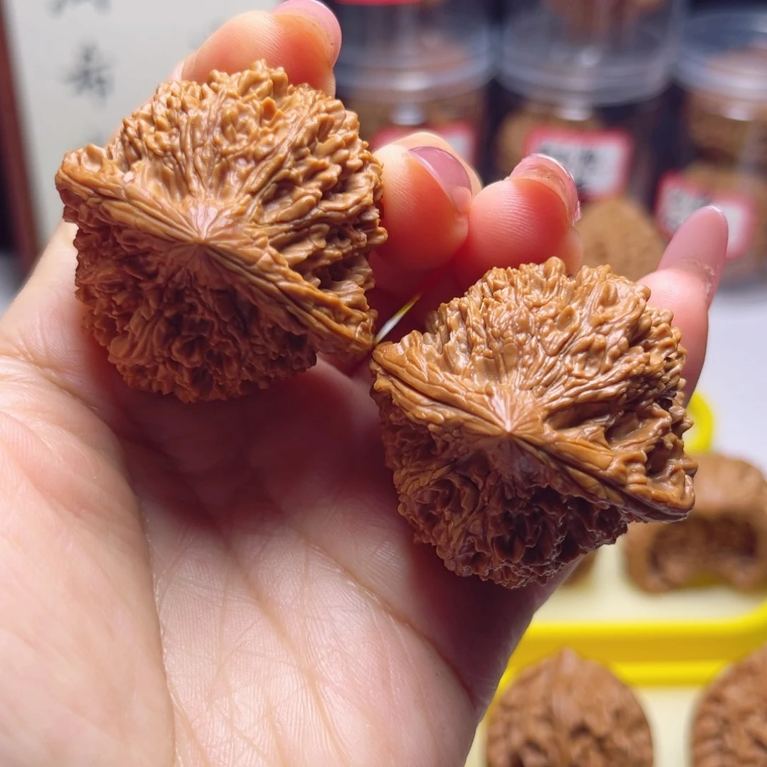文玩核桃吊坠老树经典满天星