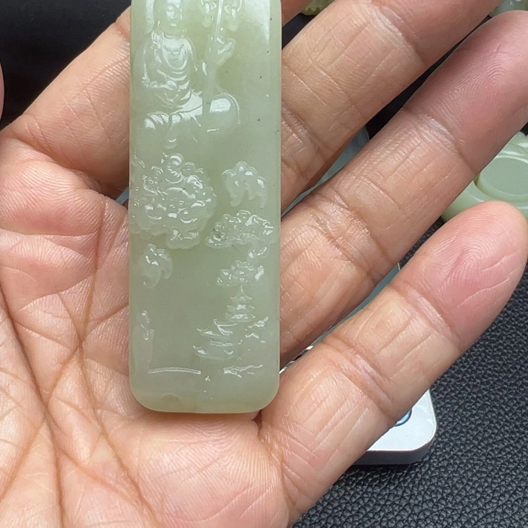 和田玉（糖玉）未镶嵌吊坠(不含链)