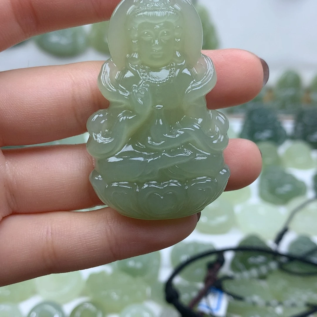 【闪购商品】颈饰未镶嵌和田玉@**?