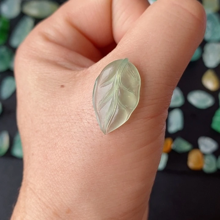 定制翡翠未镶嵌树叶