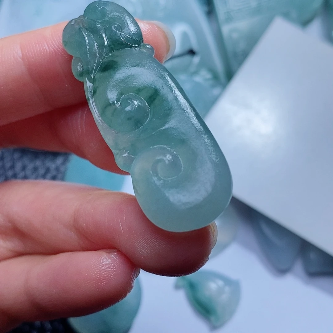 定制翡翠未镶嵌毛货付款后确认抛光