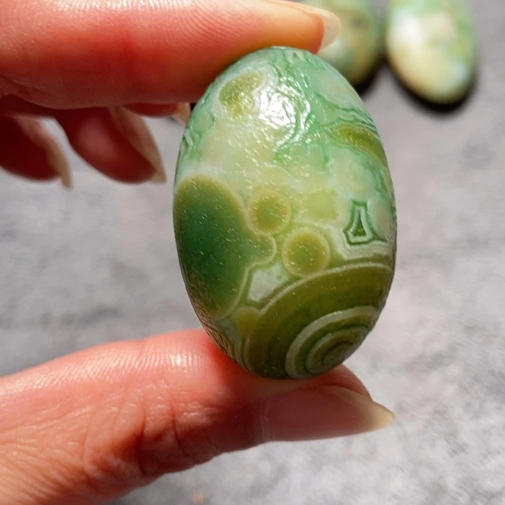 玛瑙/玉髓未镶嵌珠宝奇石