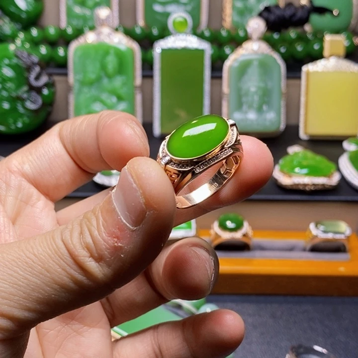 吊坠(不含链)18K金镶嵌和田玉