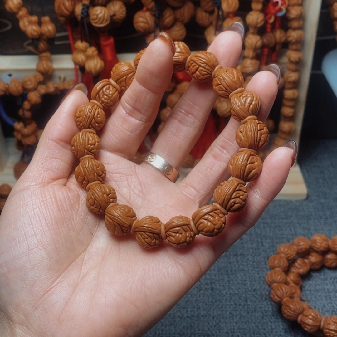 吊坠桃核龙纹桃枭