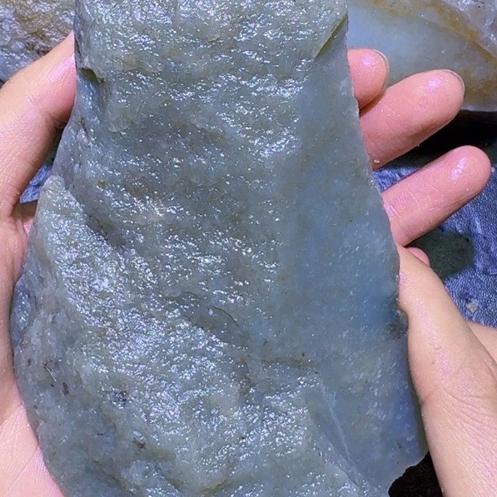 和田玉未镶嵌珠宝半成品
