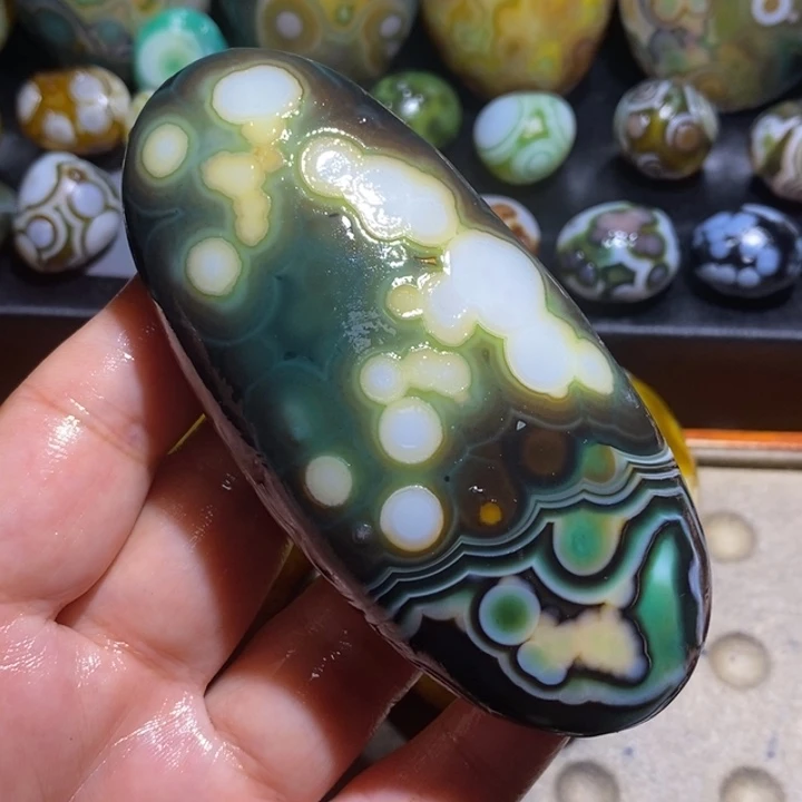 玛瑙/玉髓未镶嵌珠宝半成品