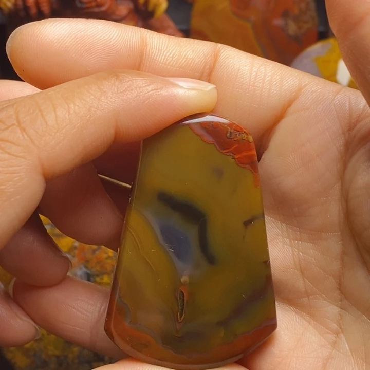 玛瑙/玉髓吊坠(不含链)未镶嵌上***。