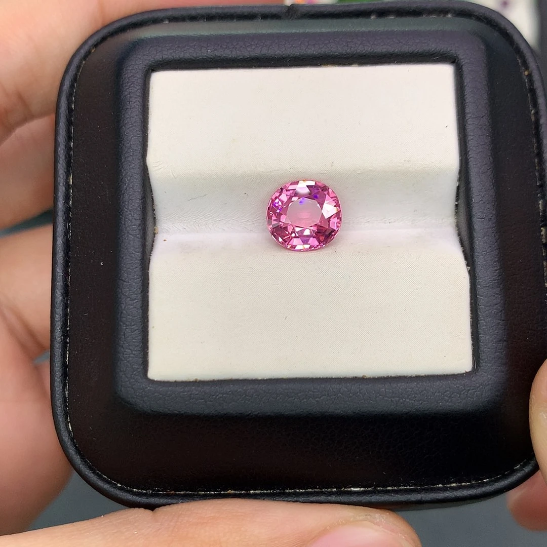 未镶嵌碧玺裸石2.07克拉全净粉碧玺