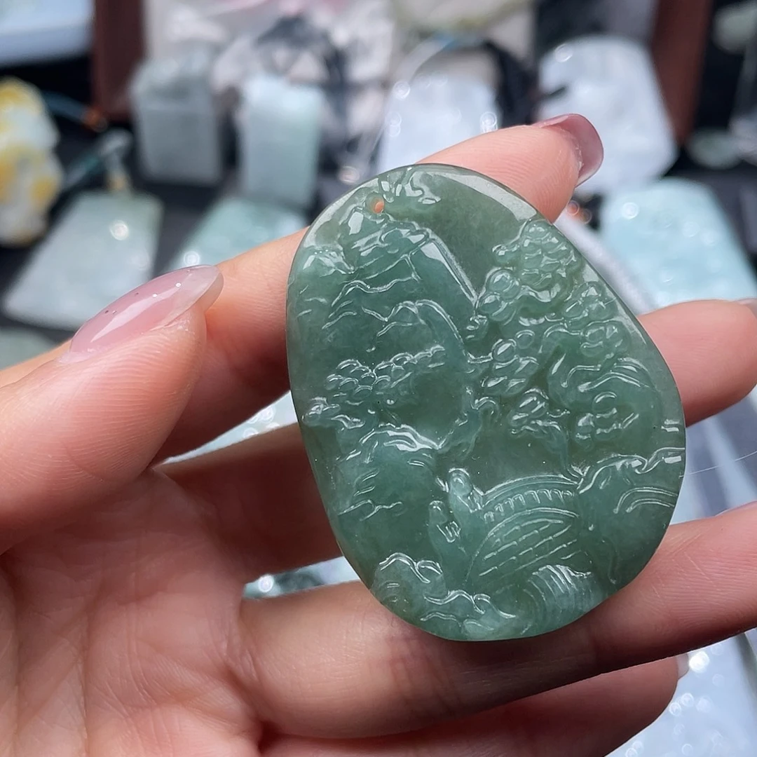 翡翠未镶嵌颈饰翡翠