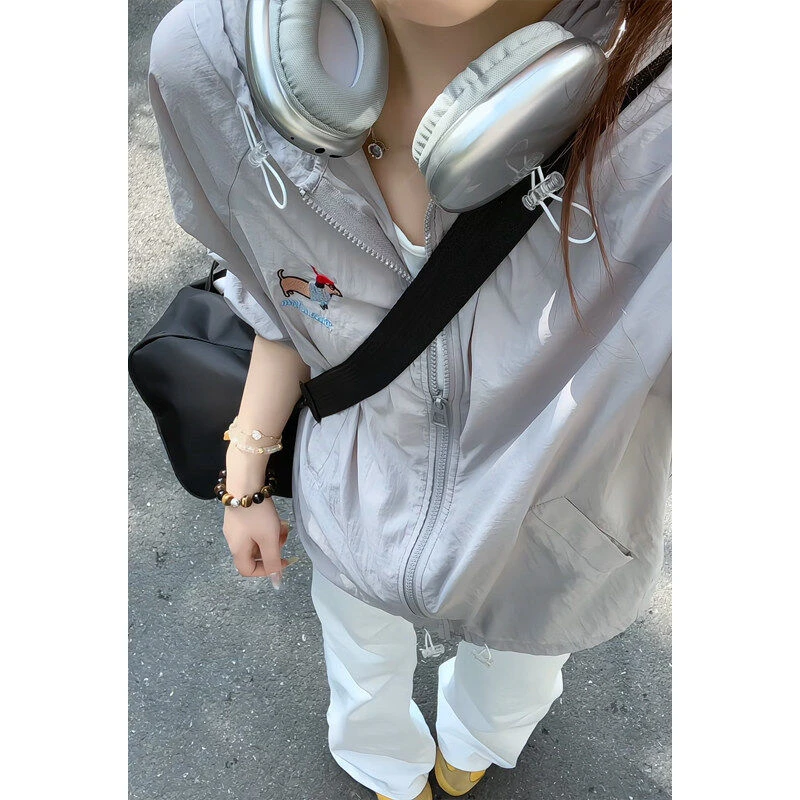 浅灰色小狗刺绣防晒衣女生夏季轻薄款速干连帽外套户外钓鱼服男士