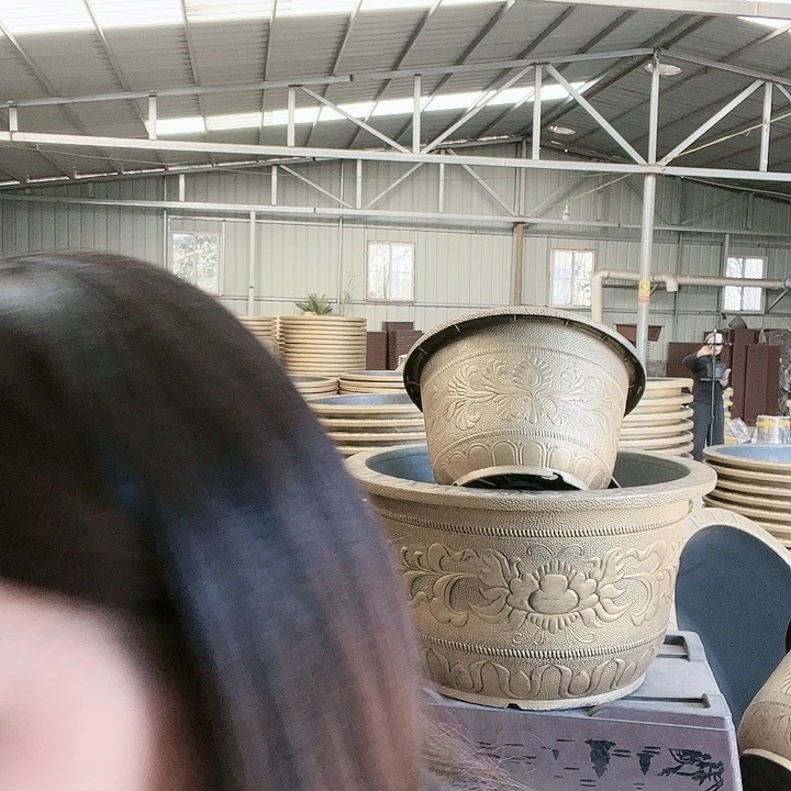 圆50口径花盆一个