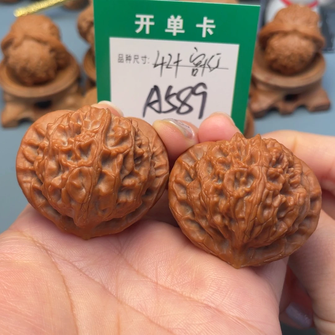 吊坠桃核文玩核桃