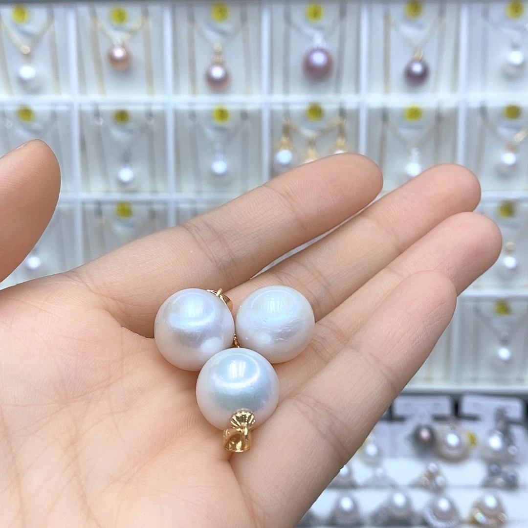 淡水珍珠合金吊坠(赠链)