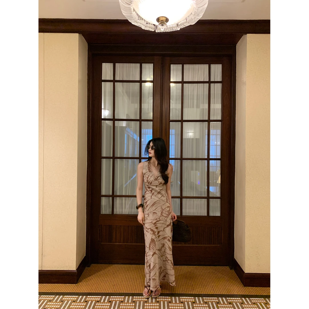 Ah·Jing 梓静【】浪漫蝴蝶印花深修身显瘦连衣裙0534