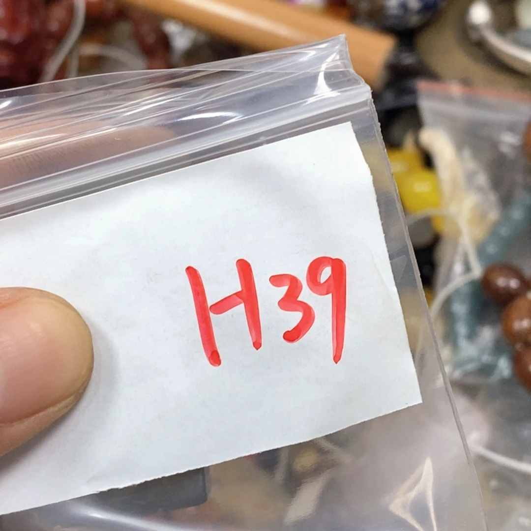 雪***山吊坠滴血莲花菩提