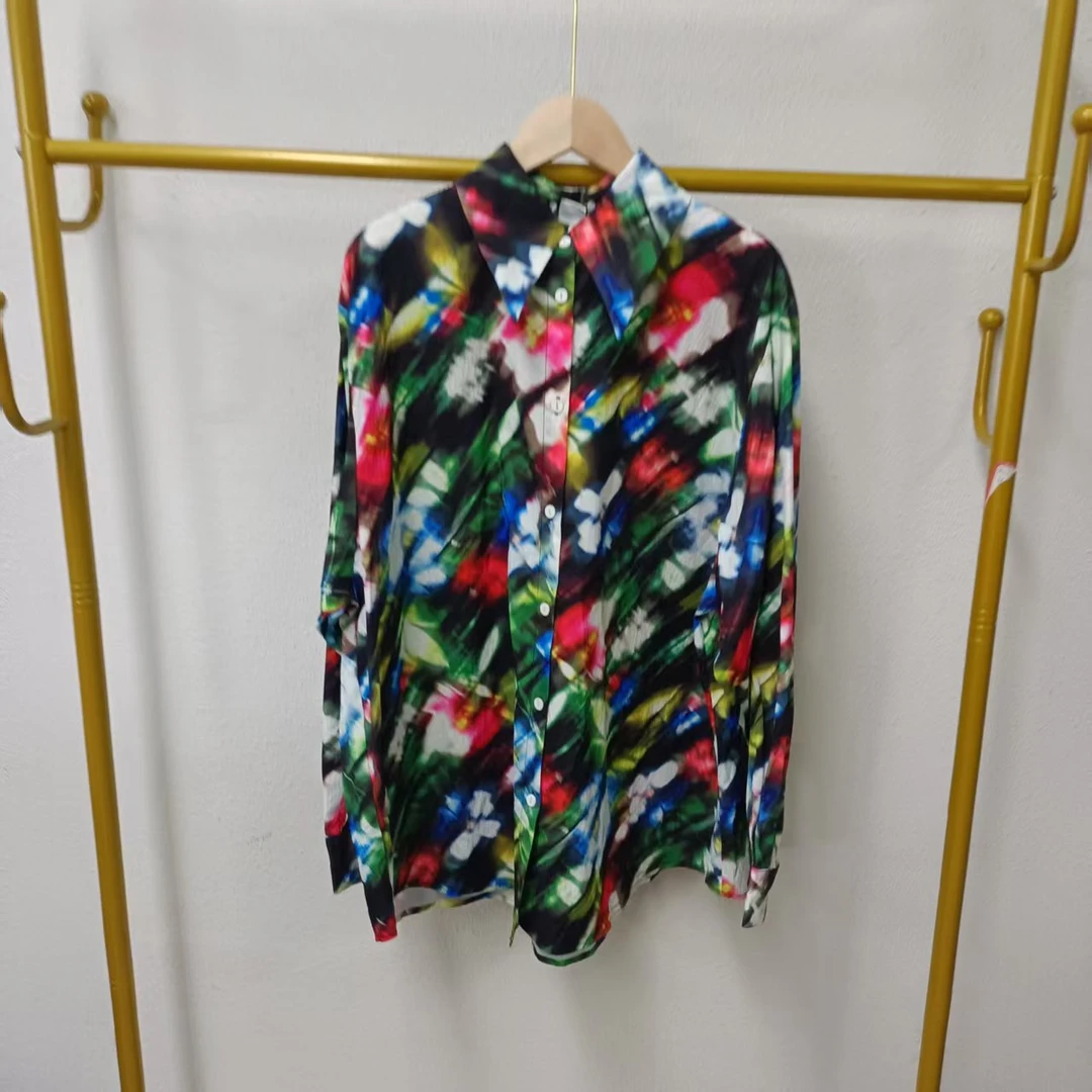 U家剪标   8仓A1-4-4201款   彩色印花长袖衬衫