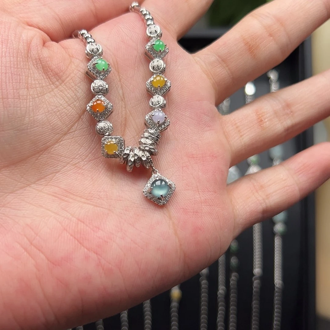 V***·银S925镶嵌手链翡翠