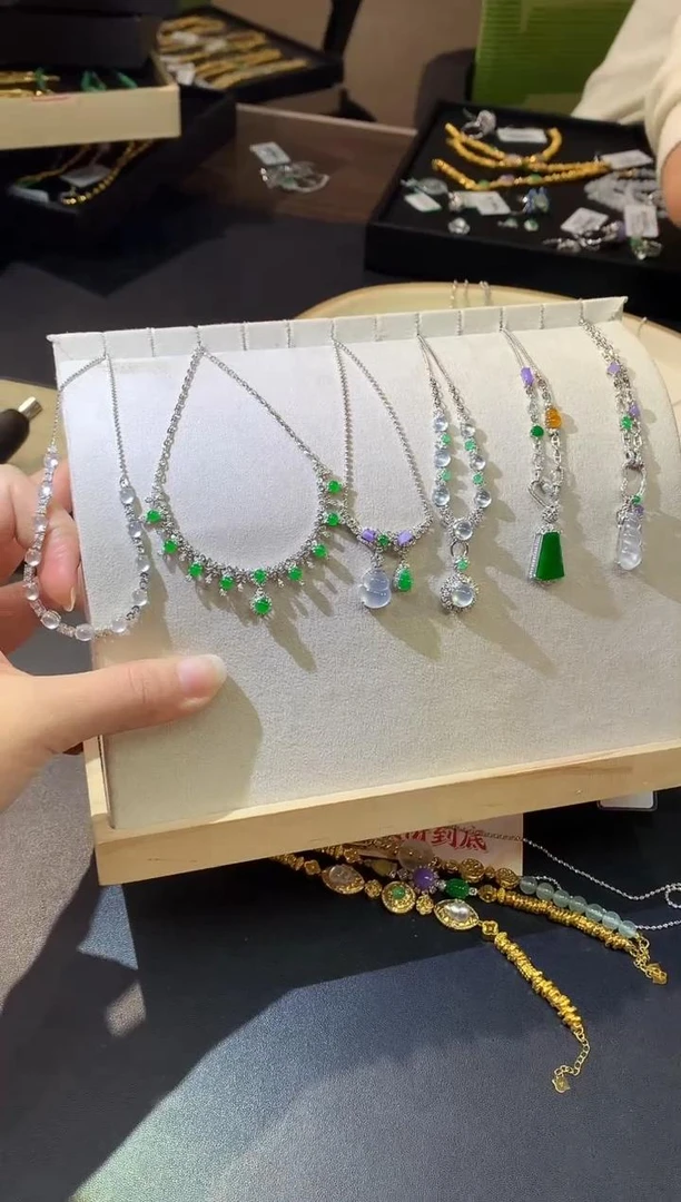 【彩虹盘】翡翠-18K金镶嵌-多样性发一件-VT21|CXQ21