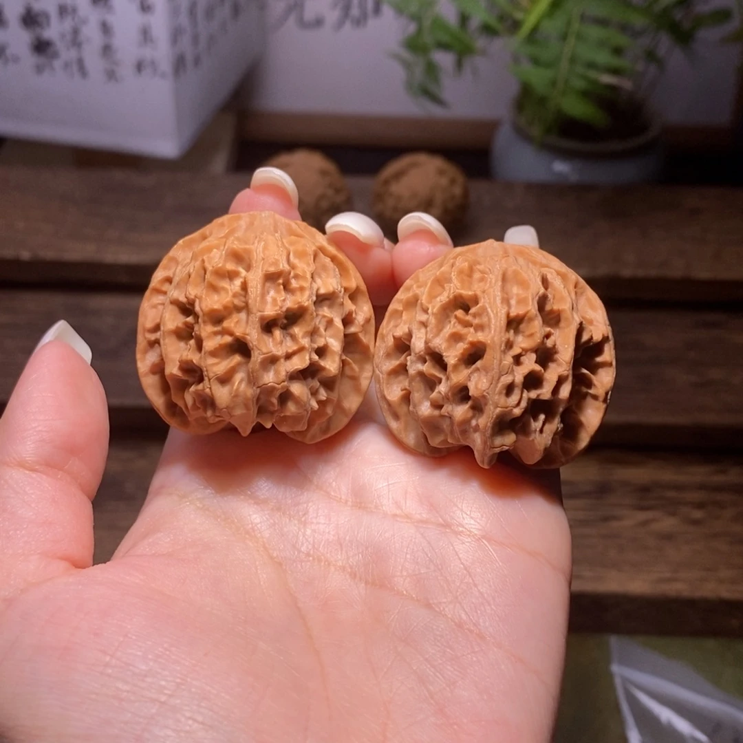 文玩核桃吊坠全品38原桩苹果园