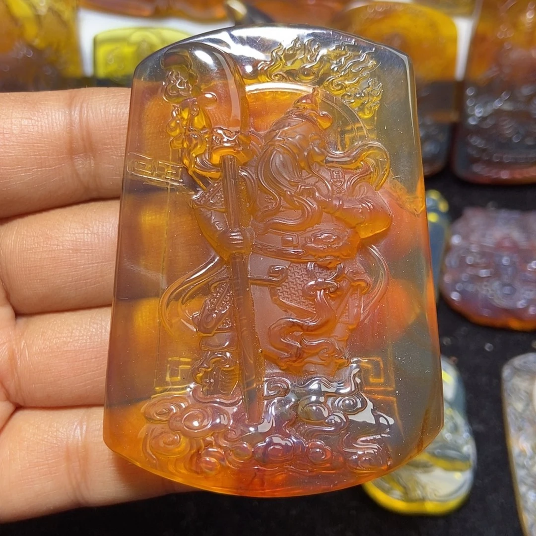 琥珀未镶嵌颈饰缅甸天然琥珀吊坠