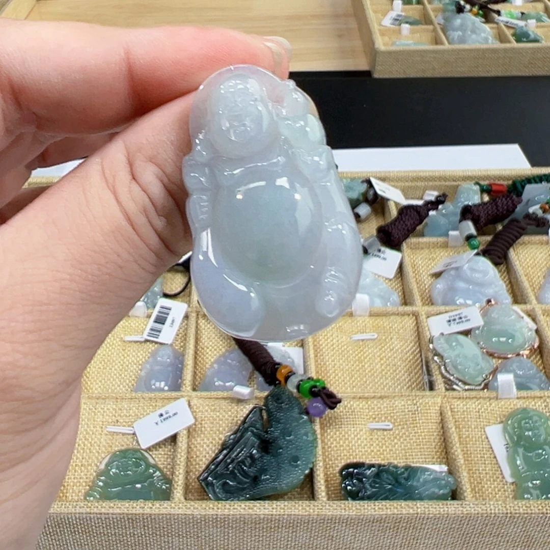 翡翠未镶嵌颈饰挂件