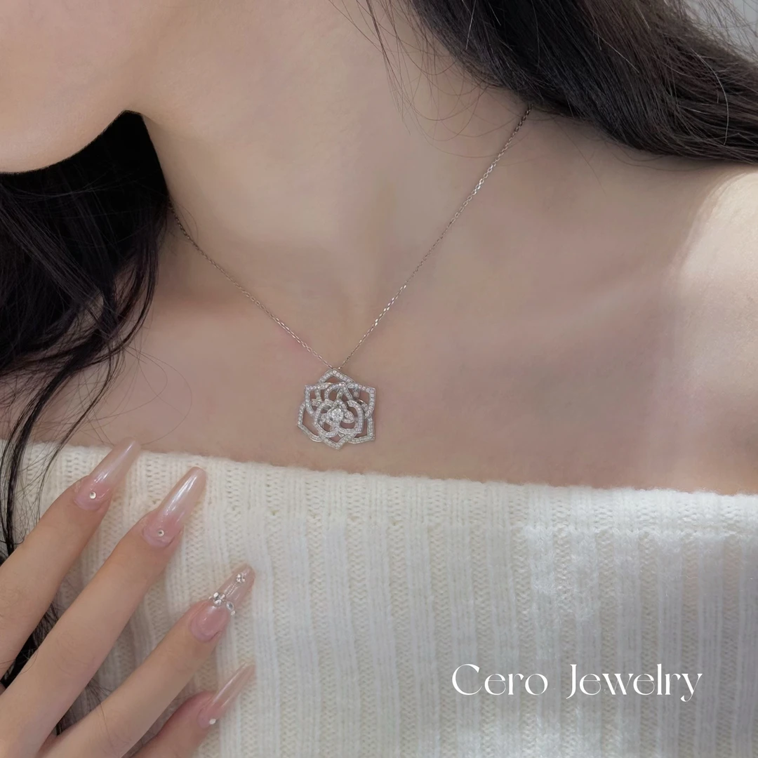 CERO【伯爵玫瑰花】18k金轻奢气质钻石吊坠（不含链）AA0446