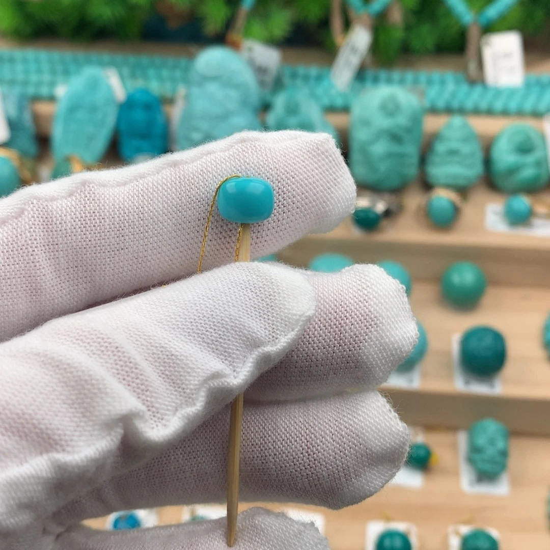 绿松石配饰未镶嵌8.4*6.4