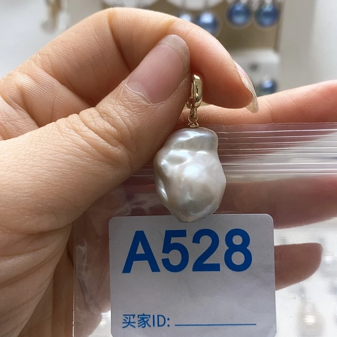 颈饰淡水珍珠未镶嵌