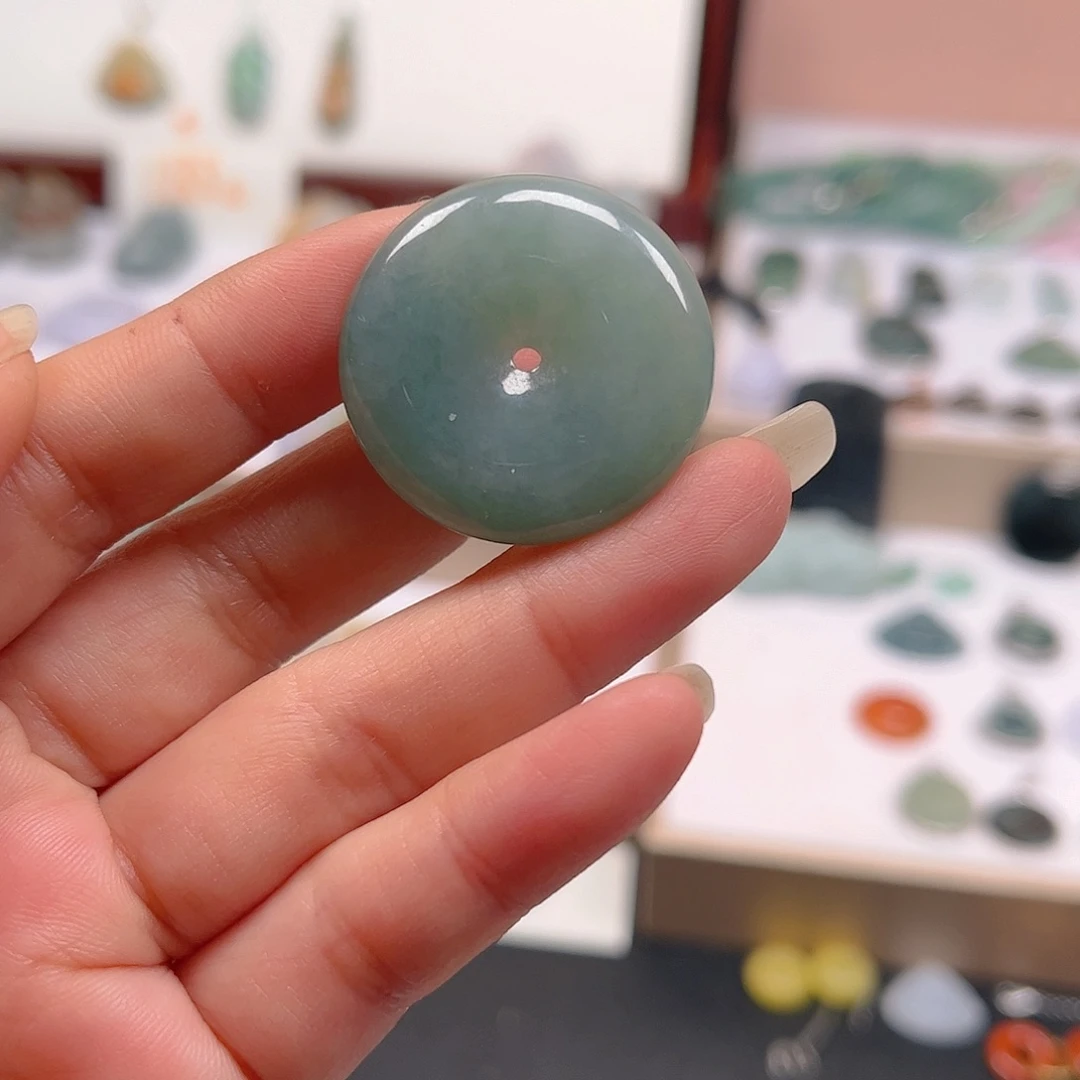 【闪购商品】翡翠颈饰未镶嵌出***仙吊坠