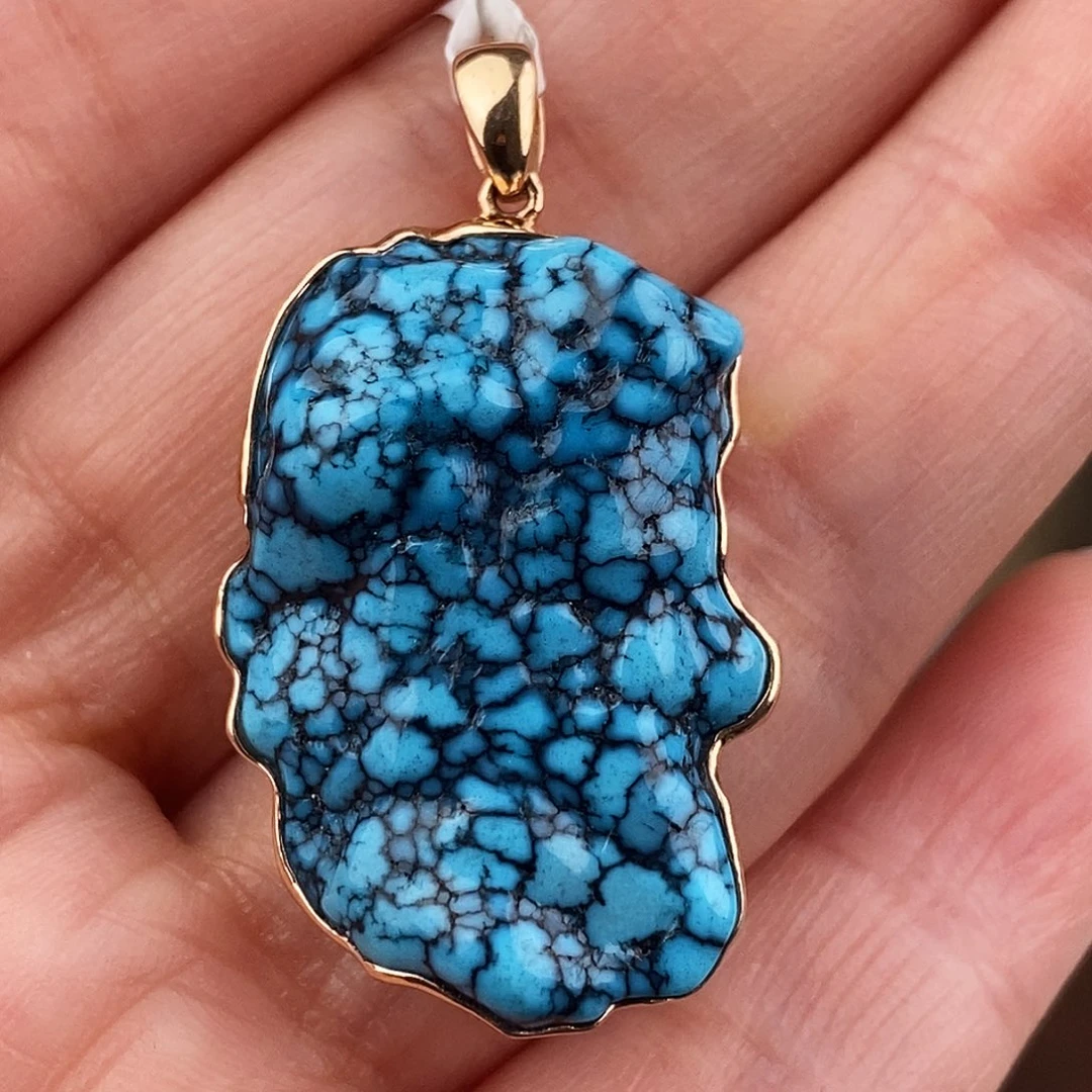 绿松石未镶嵌原矿