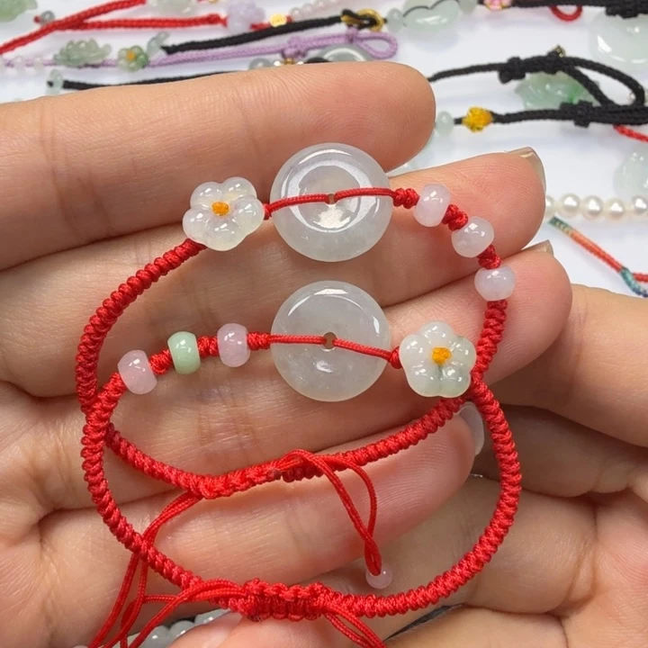 翡翠未镶嵌手绳多样性一