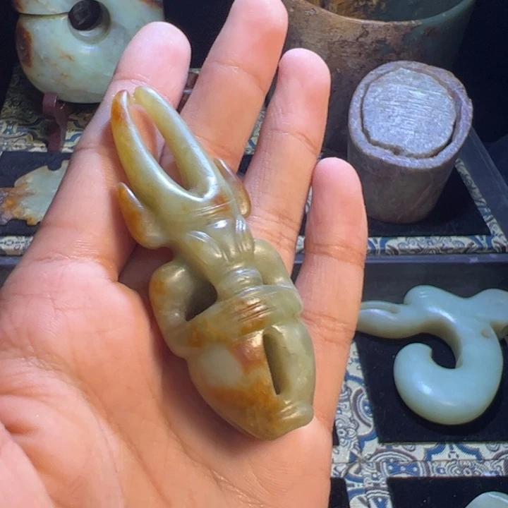 飞***非玉玉摆件太阳神器形