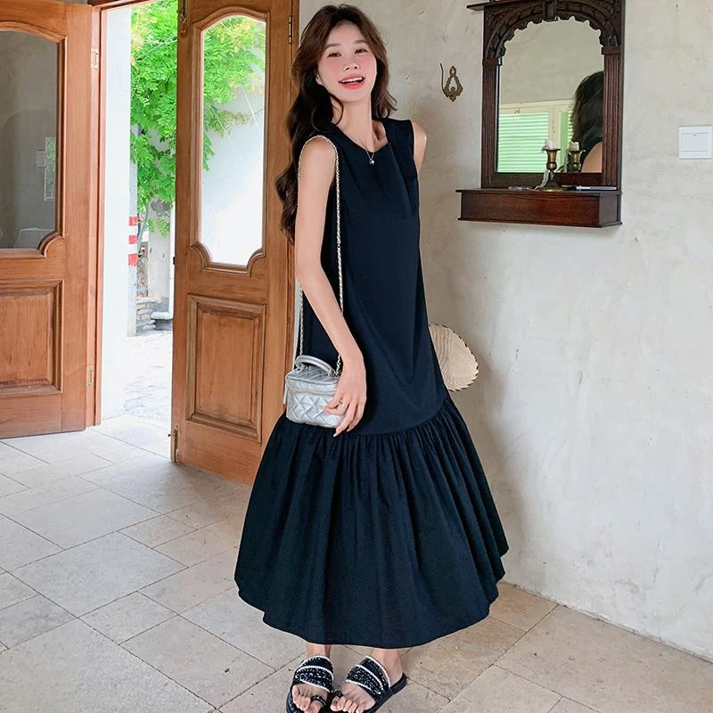 黑色无袖鱼尾连衣裙女夏季新款韩系简约赫本风长款显瘦初恋小黑裙