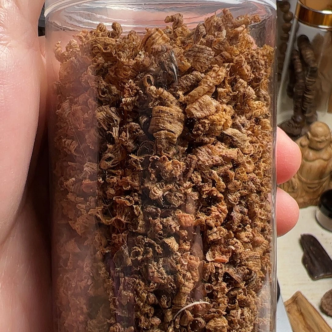 沉香沉香碎屑会安勾丝九分沉10克