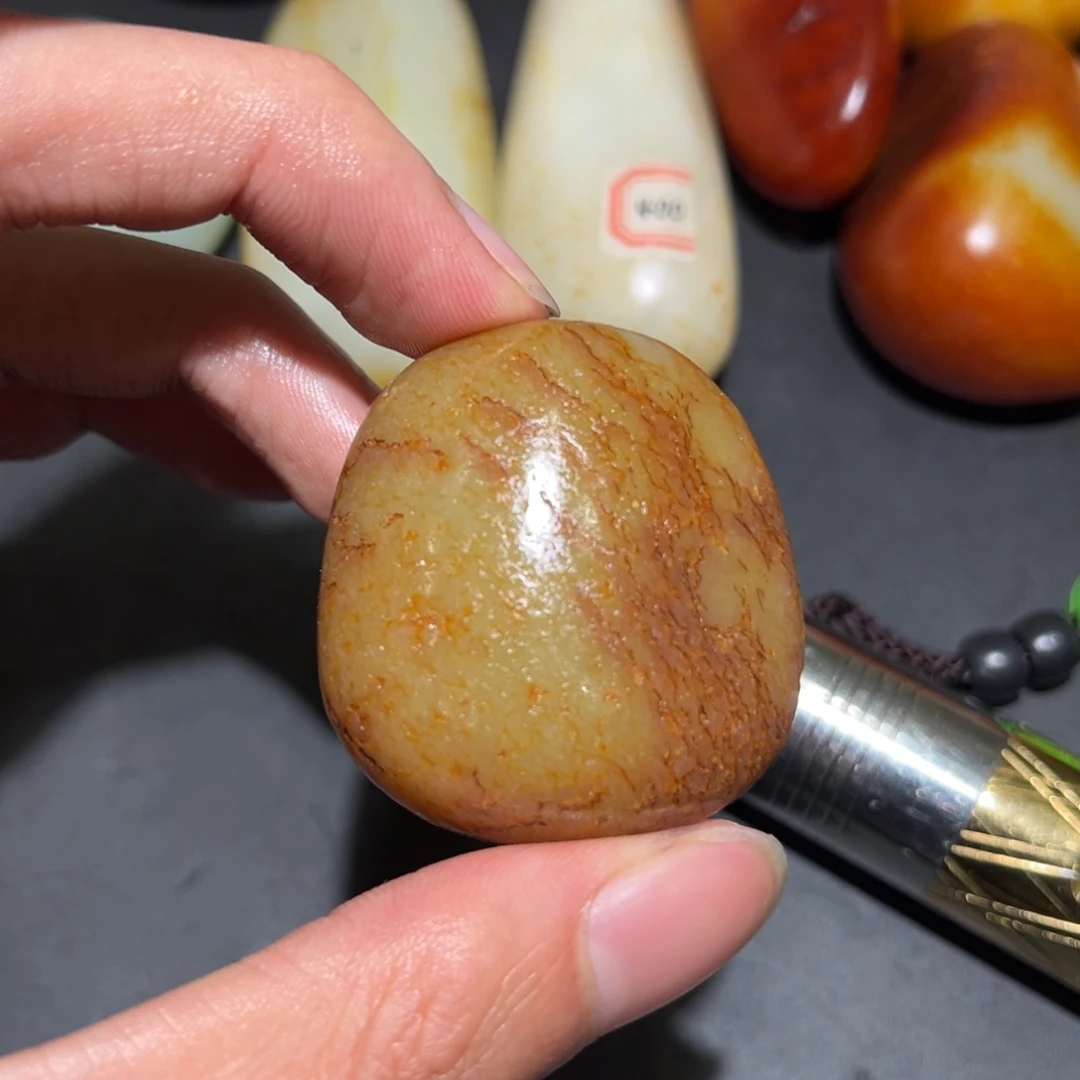 和田玉未镶嵌珠宝奇石