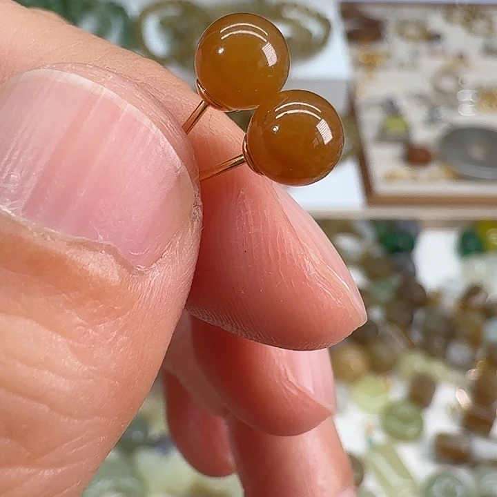 和田玉（糖玉）未镶嵌耳饰6mm