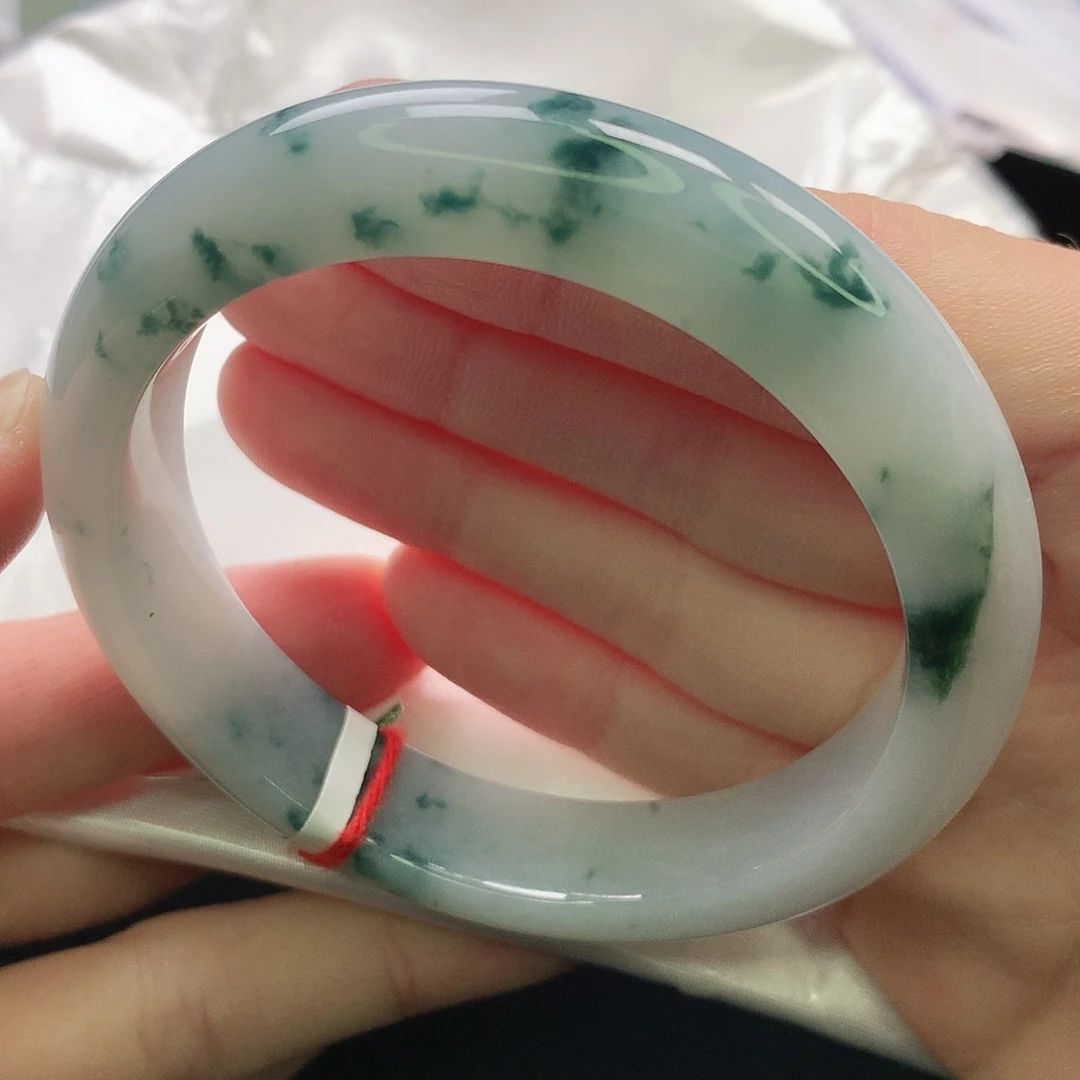 翡翠未镶嵌手镯缅甸5657