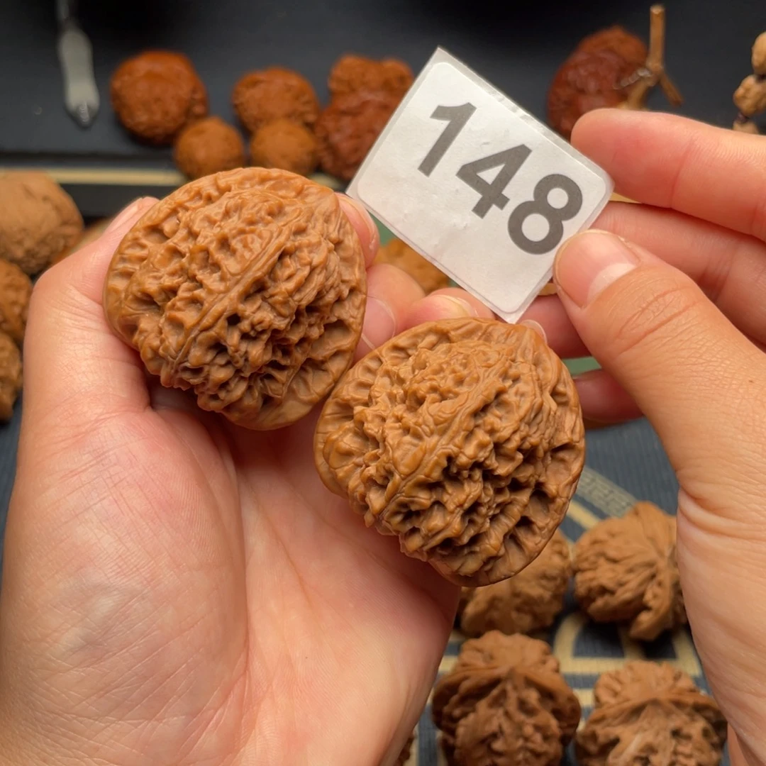 文玩核桃吊坠44全品三角疆148号