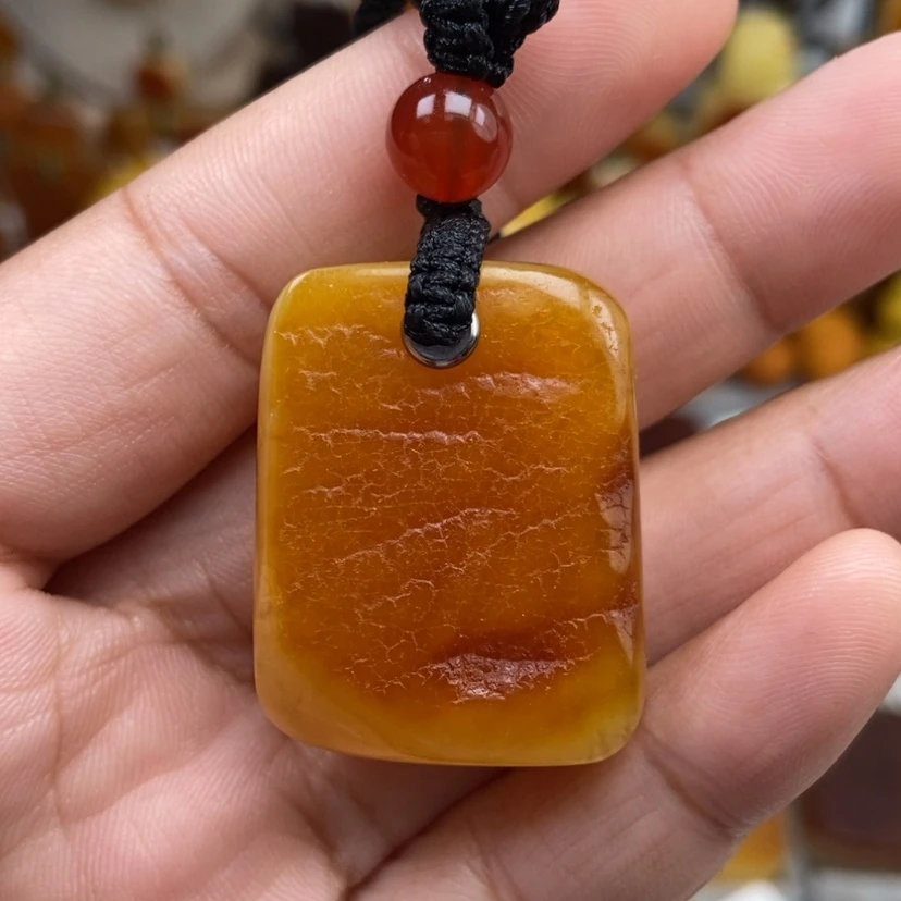 【闪购商品】琥珀颈饰未镶嵌
