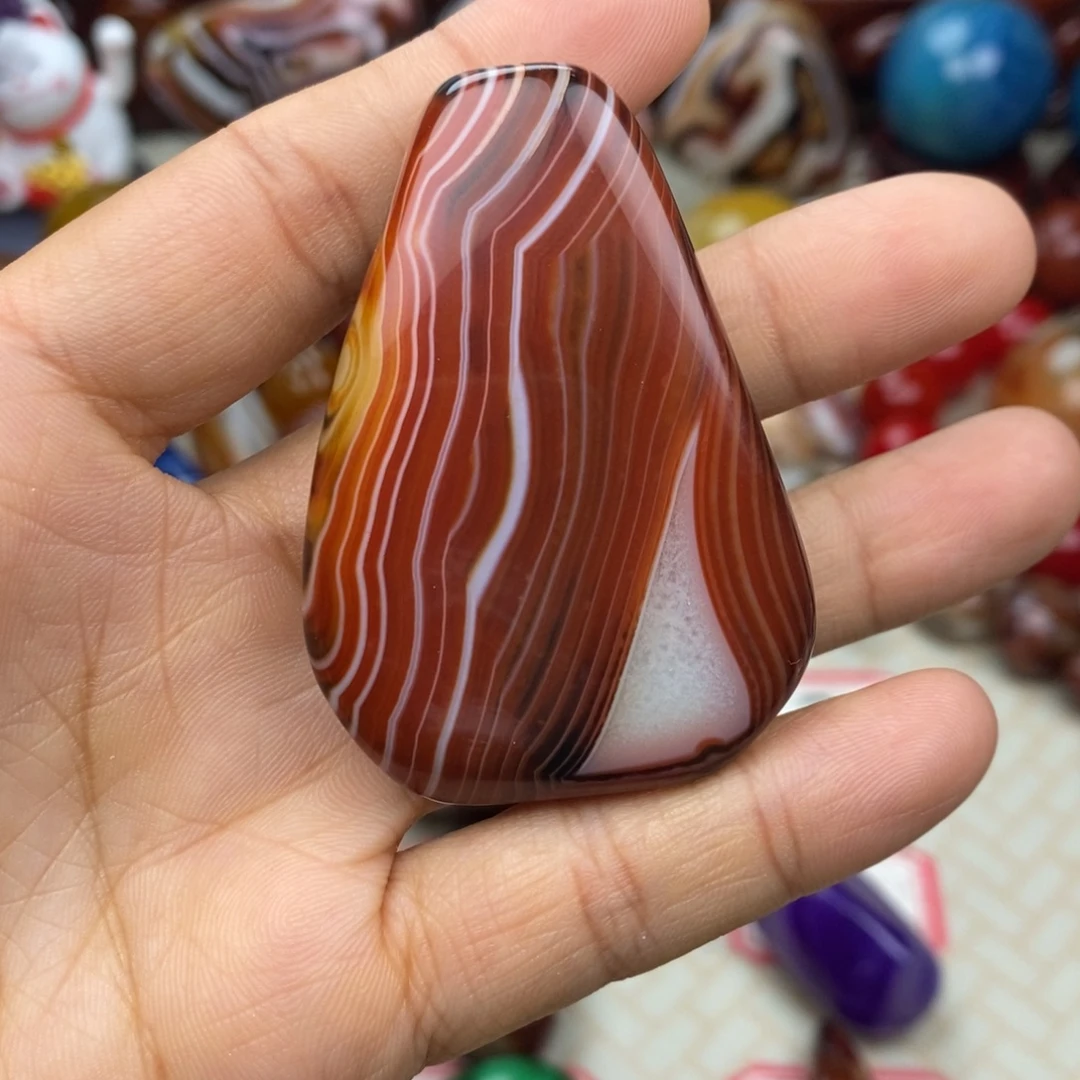 凭***么玛瑙/玉髓未镶嵌颈饰