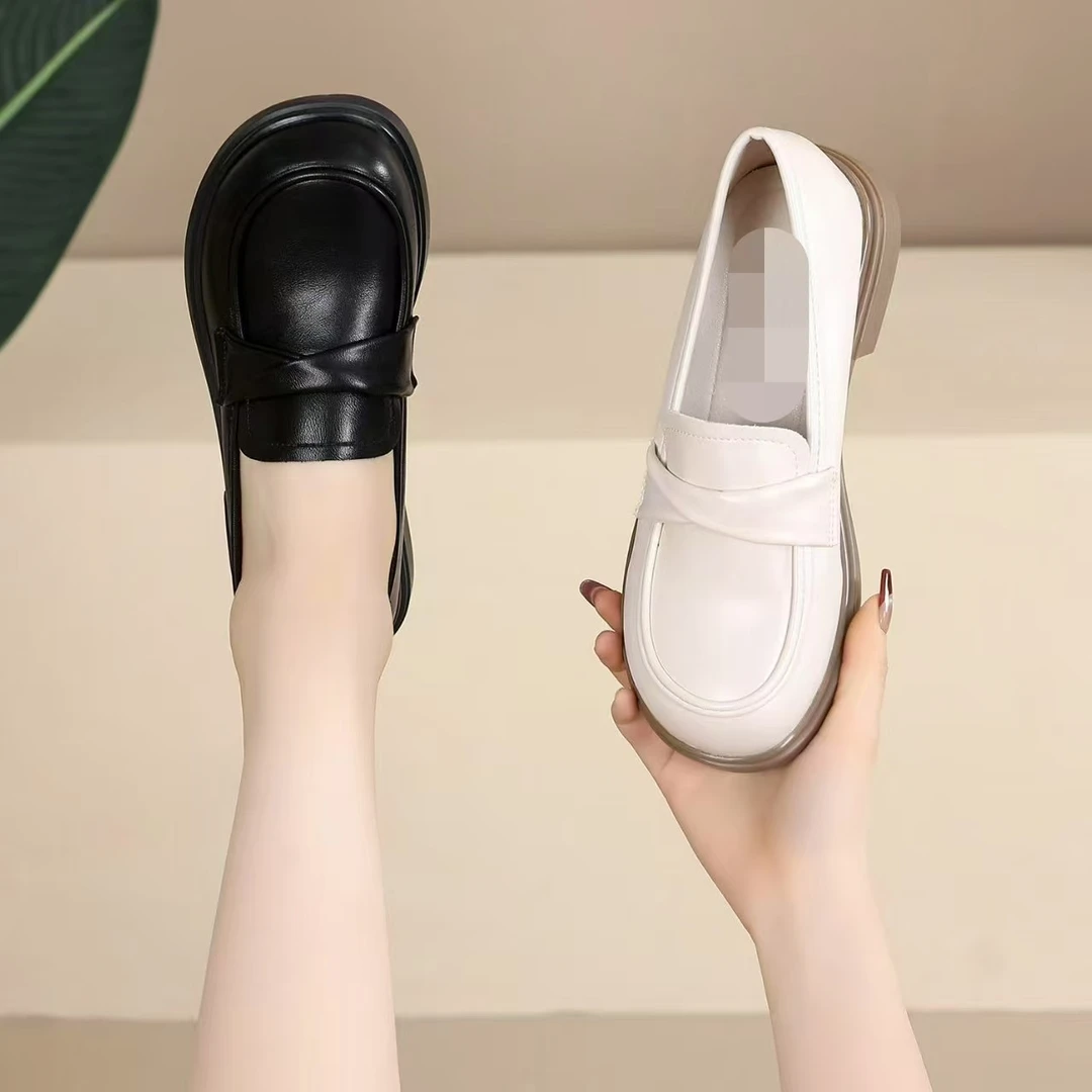 20251软底防滑耐磨百搭乐福鞋