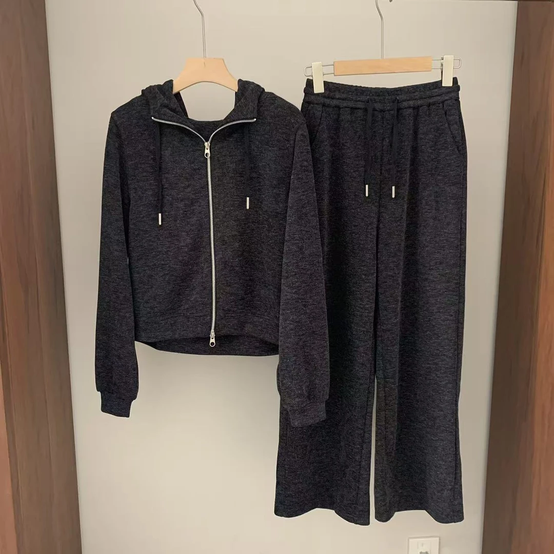 春季简约显瘦休闲套装