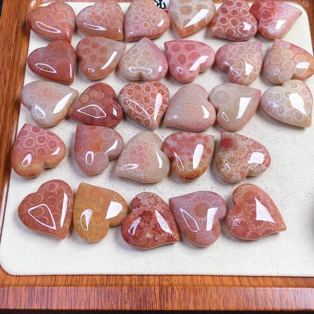 【闪购商品】硅化玉吊坠(赠链)未镶嵌果*