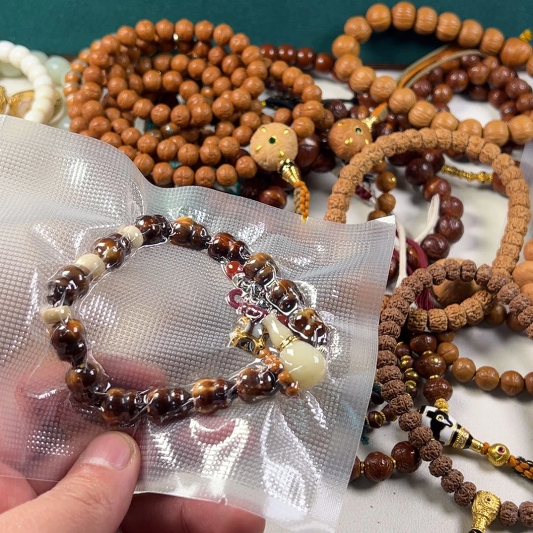 吊坠紫金鼠。。。。。。。。。。