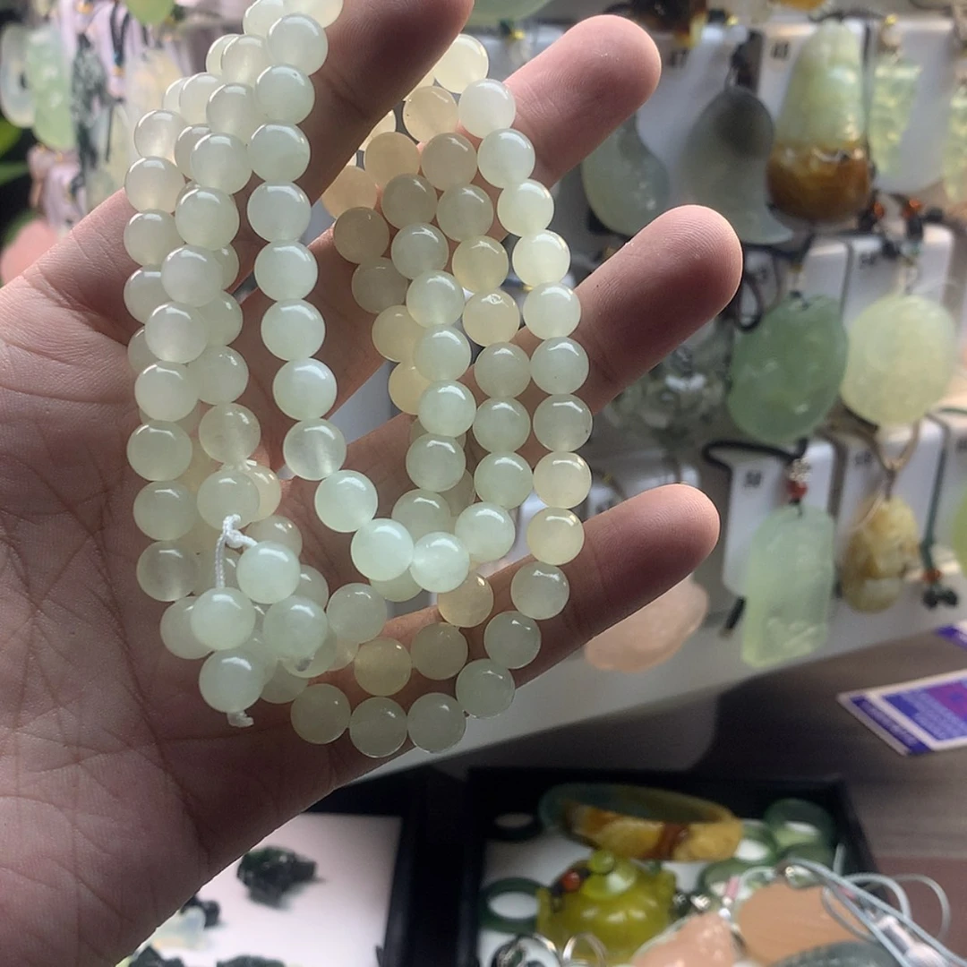 【闪购商品】蛇纹石玉颈饰未镶嵌